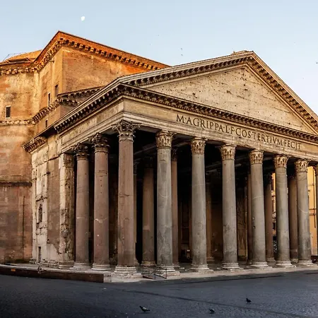 Welcome To Pantheon Appartement